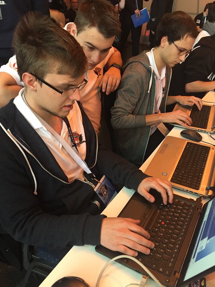 brz_gmbh's tweet photo. Österreich belegt 4. Platz bei der #CyberSecurityChallenge https://t.co/lqT4rJVnEi #ECSC2016 https://t.co/gCY66qNeYK