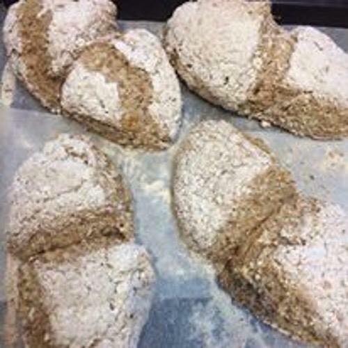 Real Bread Baking Course Sat.19 Nov. Make &amp; Bake: Traditional Pan Loaf, 3 String Plait, Party Brot. bakingacademyireland.ie/baking/courses… SuperSaver €100
