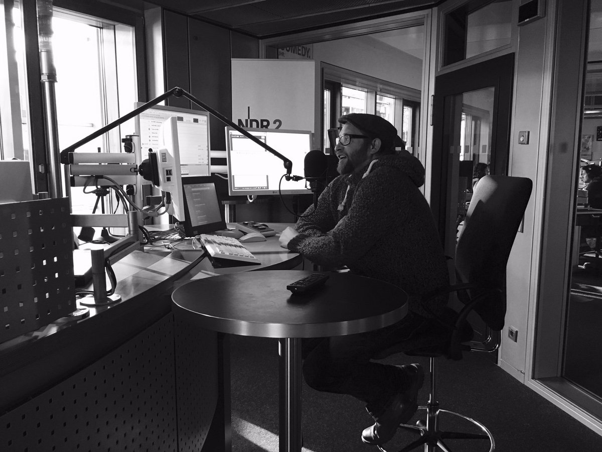 gregormeyle's tweet image. Wir starten den #release Tag von "Die Leichtigkeit des Seins" heute in #hamburg beim @ndr2 ! 12.30 Uhr geht's los!