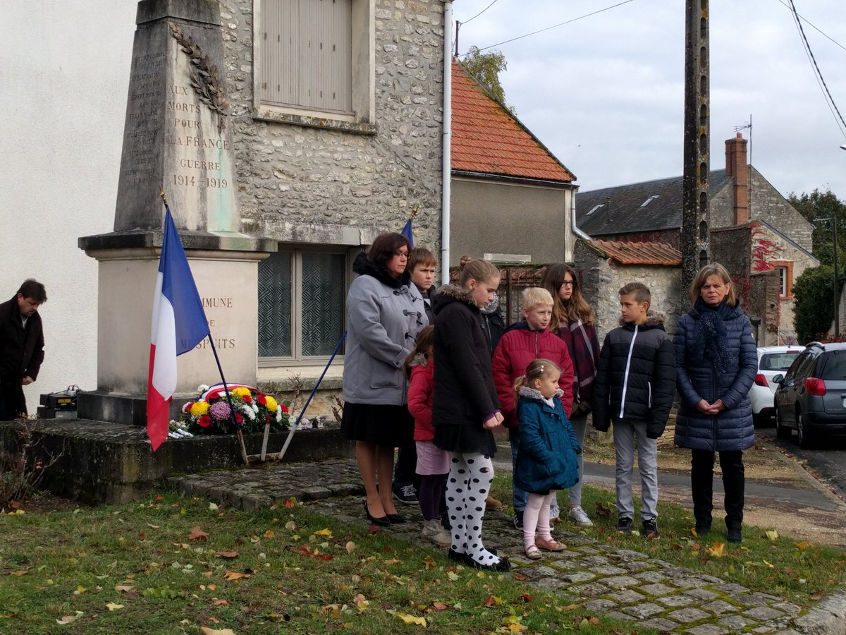 TeddyVaury's tweet photo. #Mespuits #Essonne pour le #centenaire1418 le village essaie de transmettre le souvenir du sacrifice des anciens de la commune https://t.co/pO7d7YX6hF