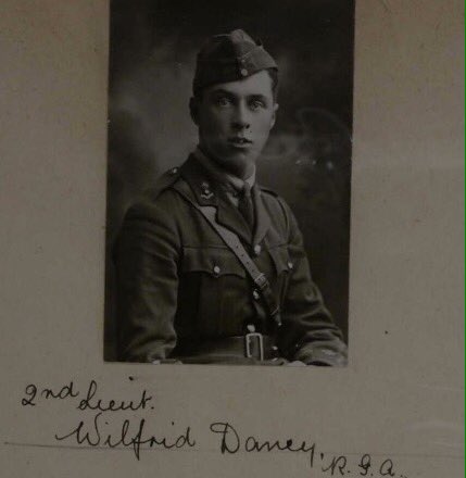 catwhiteaway's tweet image. Remembering my KOYLI grandfather &amp;amp; the incredible service of #WW1 survivor Wilfrid Dancy RGA, RNAS, RFC &amp;amp; RAF #lestweforget @RoyalAirForce