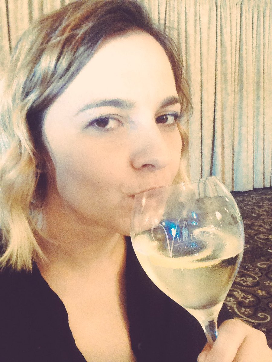 Celebrating with BWA &amp; <a href="/JCLeRoux/">Jérémy Cleroux</a> today! Sipping the new #Vibrazio Sauv Blanc which is too moreish! (Yes that's a GOBLET of bubbles!!)