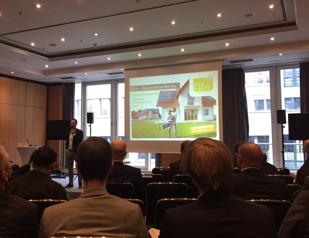 Solarstrom muss einfach sein! <a href="/HornArne/">Arne Horn</a> auf dem #ForumSPX Impulse für einen innovativen Vertrieb in der Energiewirtschaft.