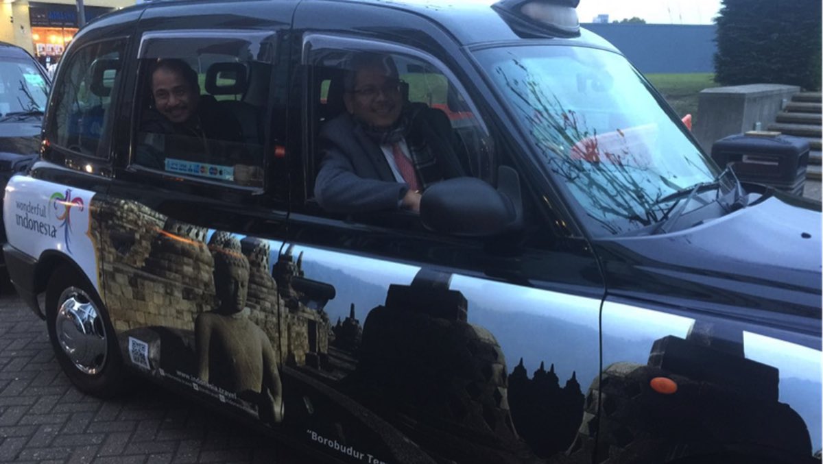 Wonderful Indonesia Memenuhi London Lewat Black Cab Taxi cnn.id/171992