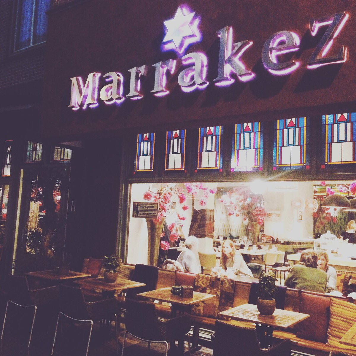 _MarrakeZ's tweet image. Voor de 1e editie van de Arabic Night op 26 november zijn al ons tafeltjes gereserveerd! ✨💜 Geen tafeltje? 2e Arabic Night:22 februari ⭐️