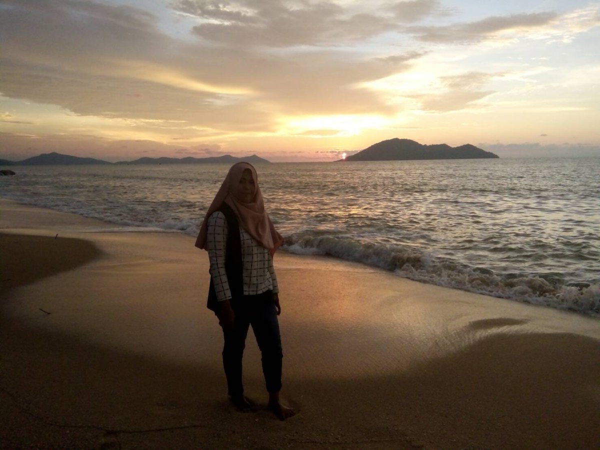 desti_7rey's tweet photo. The more we are grateful, the more happiness we get😂😂😂😘😘😘😱😱😱🙂🙂🙂🙂🙂🙂

#goodnight #thebeach #holiday https://t.co/0zugGKze7K