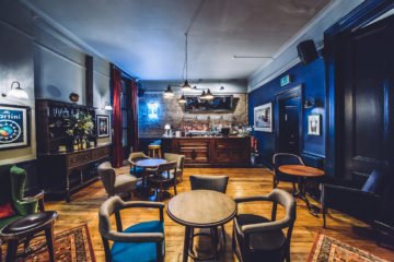 Have you tried #TheOxford new upstairs cocktail lounge? 
buff.ly/2fEoxsu
#KentishTown #NW5 #cocktails #lounge #bar