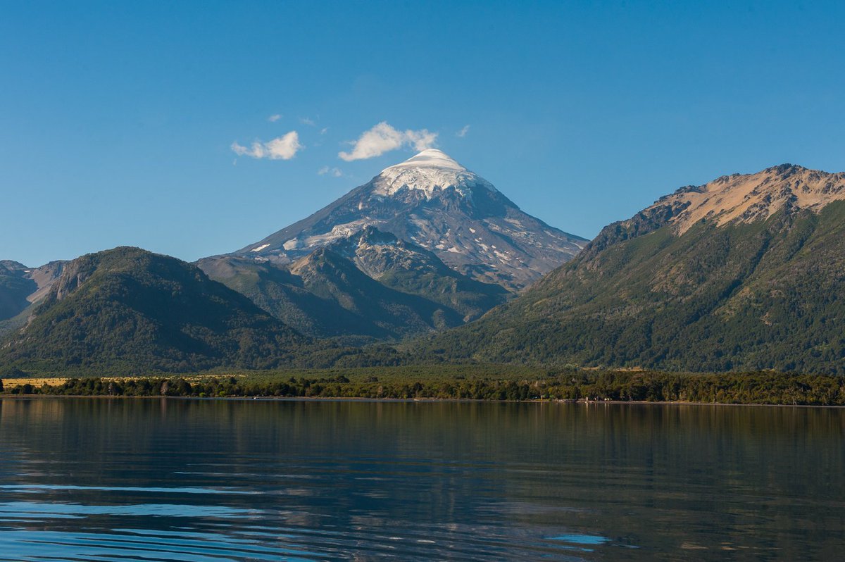 neuquentur's tweet image. #BuenViernes! Damos un paseo por los Parque Nacionales de la provincia? Paisajes que te enamorarán para siempre! Vení.. #NeuquenEsTuDestino!