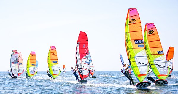WINDSURFCUP's tweet photo. @WINDSURFCUP kommt wieder nach @groemitz!! Am 15. - 18. JUNI 2017 ist es soweit! #Vorfreude https://t.co/vrASg4Oqyw @windsurfaction #summer https://t.co/bZECZ71NgS
