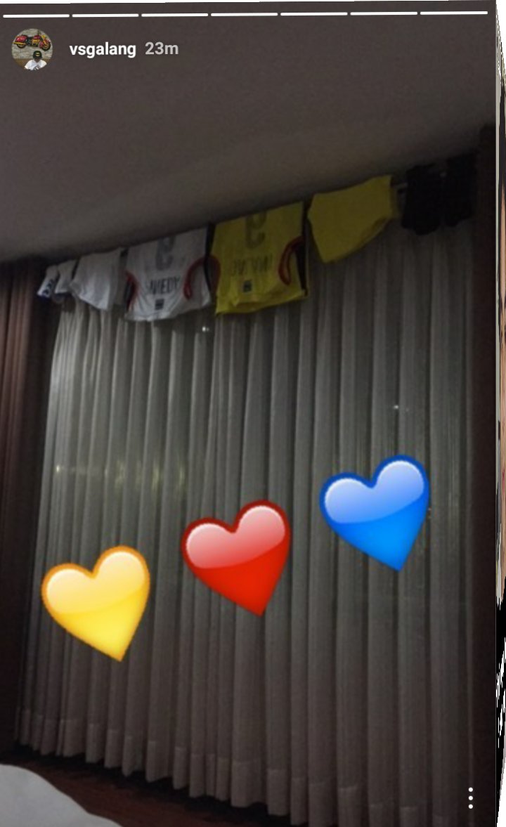 BARAtallions's tweet photo. Jerseys 💛❤💙 https://t.co/XSnVb9QoIE