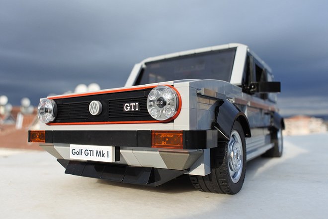 Volkswagen_IT's tweet photo. Una #Golf GTI LEGO. Un vero sogno per tutti gli appassionati. Trasformalo in realtà: https://t.co/VNUE3kYYNy #40yearsoffun @LEGO_Group https://t.co/EtdmZPxX6A