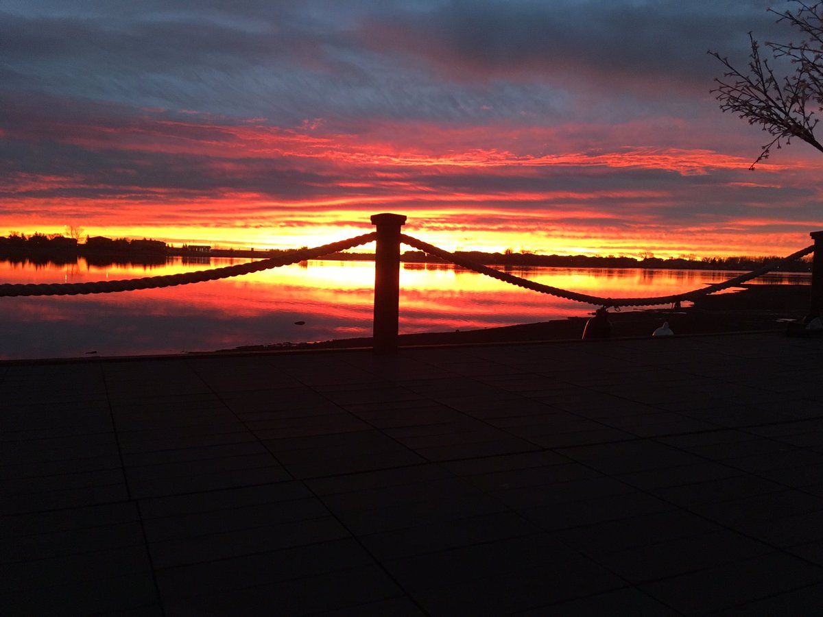 ChestermereLake's tweet photo. @ChestermereLake @CityChestermere @CTVNews @MayorMatthews https://t.co/AwRUyb2kB5