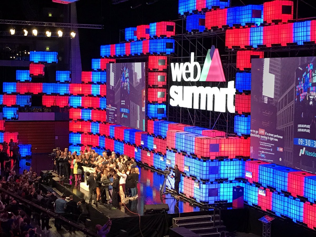 KY_F's tweet photo. From Lisbon 🇵🇹 to New York 🇺🇸 #AXAAtWebSummit #WebSummit https://t.co/2I9evPPPt4