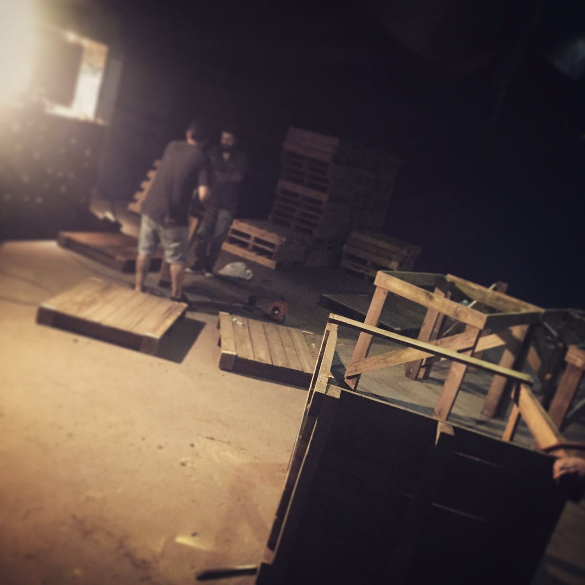BluPalace's tweet photo. Seguimos trabajando a full 👏🏼 Dentro de muy poco vas a disfrutar las mejores noches 💣💣💃🏼

#BluPalace https://t.co/o964cuMGdk