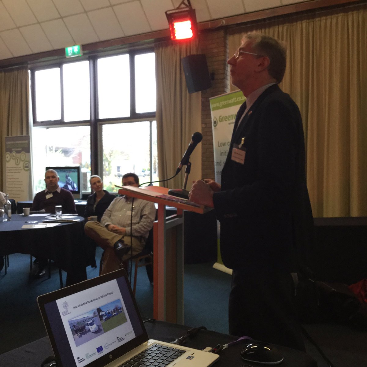 AndrewJ_46's tweet photo. Greenwatt Tech explaining EVs in a rural setting #WREV #ESRCfestival https://t.co/RQsMQzdXkO