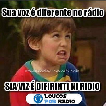 HelferC's tweet image. Não resistimos! 😄

- Via Loucos por Rádio