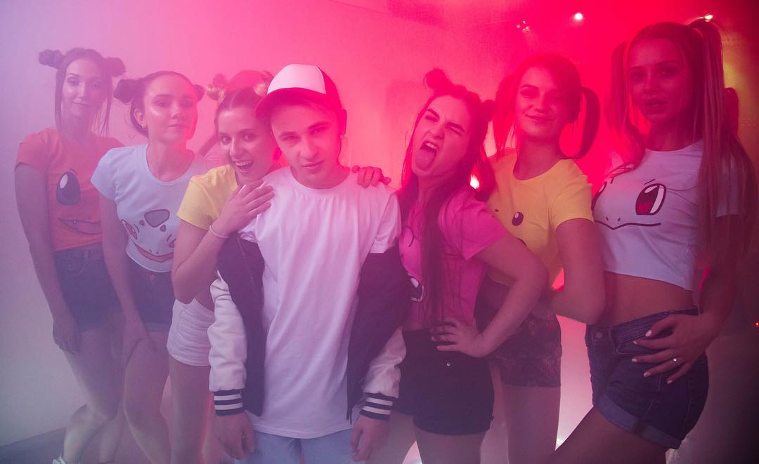 джарахов есть девушка. юля реш и ларин. эльдар джахаров. джарахов и яна. джарахов и яна ткачук.