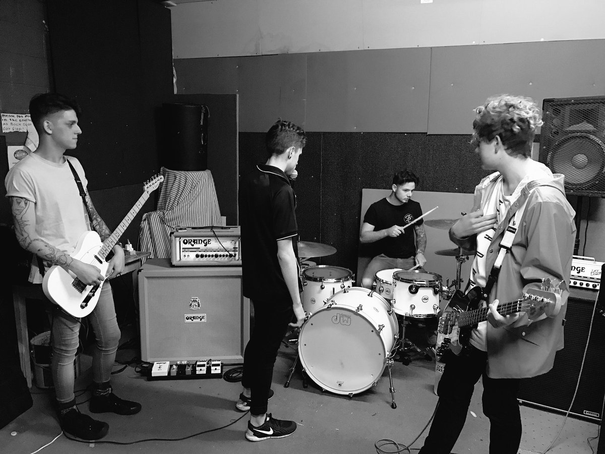 **RIP Day Break** 

Last ever Prac...

Show is on Saturday!

Tickets:
tickets.oztix.com.au/default.aspx?E…