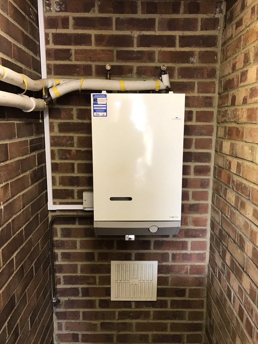 njpheating's tweet photo. @WorcesterBosch @Worcester_Matt @WhichTraders 24ri and filter fitted in Old Basing #oldbasing #7yearguarantee https://t.co/2ibukwq0Dn