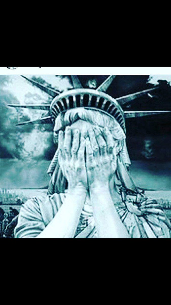 SarahAlciati's tweet photo. Quand tu passes d'Obama à Trump..
Douce Etats-Unies, bon courage. #Vote2016 https://t.co/0kqaQynXXG