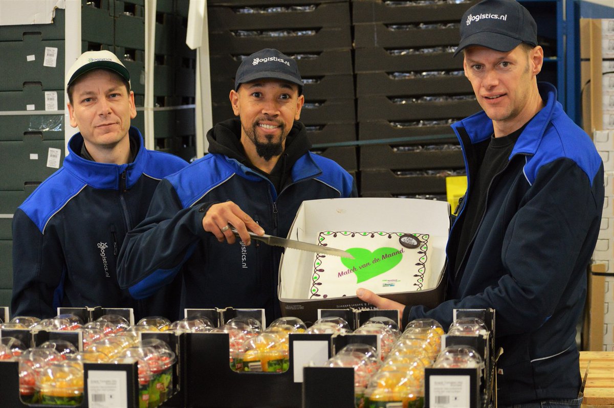 Weer een lekkere taart van <a href="/bakkerijschalke/">bakkerijschalke⭐️⭐️</a> namens <a href="/MVOwestland/">MVO Westland</a> mogen overhandigen <a href="/ABCLogistics/">ABC Logistics</a> <a href="/BestFreshGroup/">Best Fresh Group</a>  #MatchvandeMaand