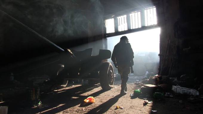 BalkanDiskurs's tweet photo. Conflict Through a Film Lens: A brief history of the ongoing conflict in Ukraine https://t.co/qLBTVIhxs9 #WARMFest2016 https://t.co/SpeHfNoXP2