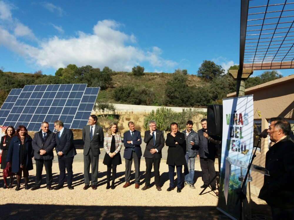 VinasdelVero's tweet photo. Hoy en @VinasdelVero presentamos Life + Rewind para el uso de la energía renovable de forma rentable #EnjoyVero #Liferewind @life_rewind https://t.co/ioyoLyaJK2