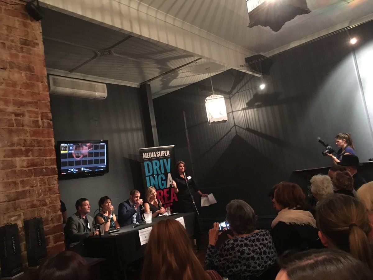 GiveUndies's tweet photo. Love hanging with a room full of amazing women @WomeninMediaWA #onlineevolutionWIM https://t.co/l5bmXsraIX