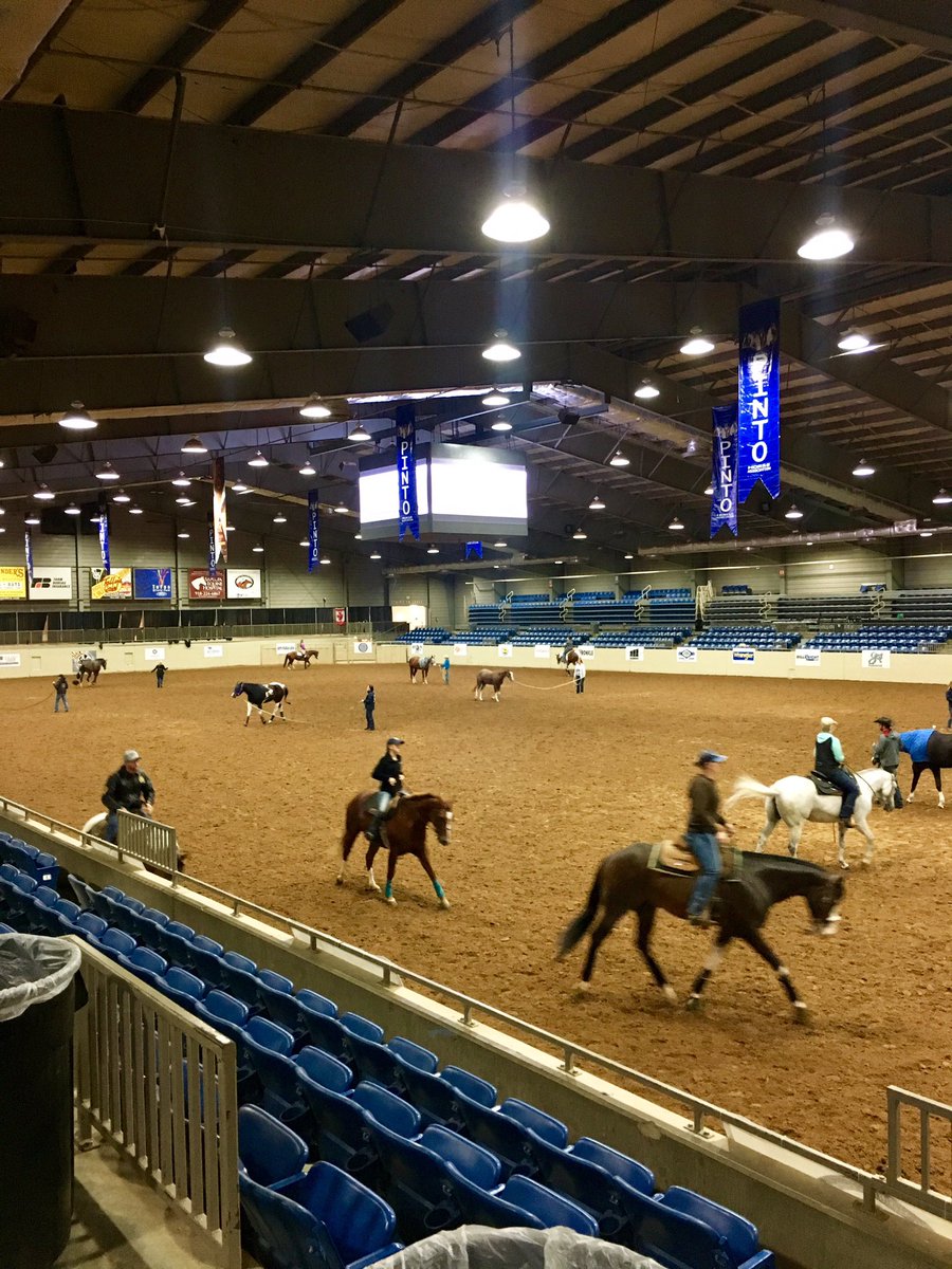 DocAppleMD's tweet photo. Early start in Tulsa! #colorbreedcongress https://t.co/dYuNnnCpen