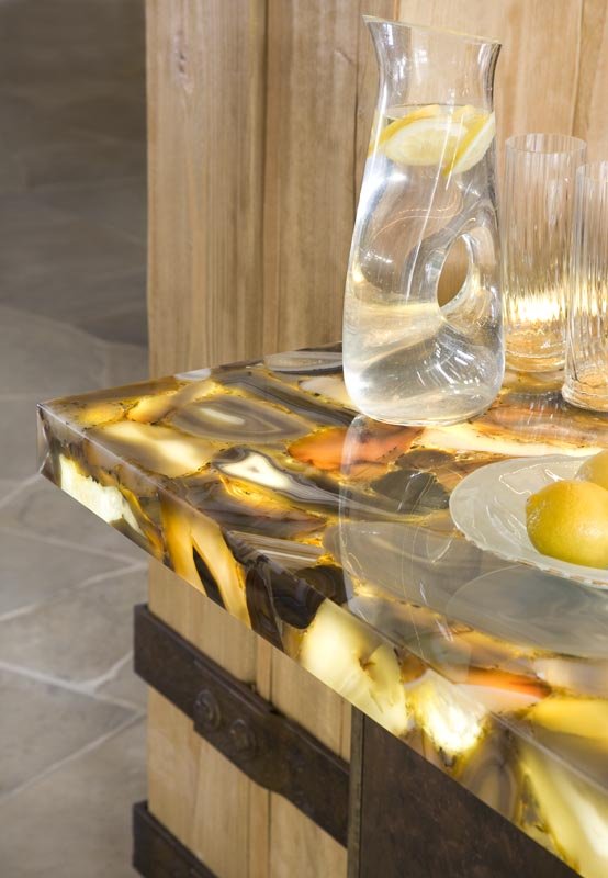Unique ideas to decorate your kitchen with an eye-catching surface #rvmarbles ow.ly/KiKv3060caX