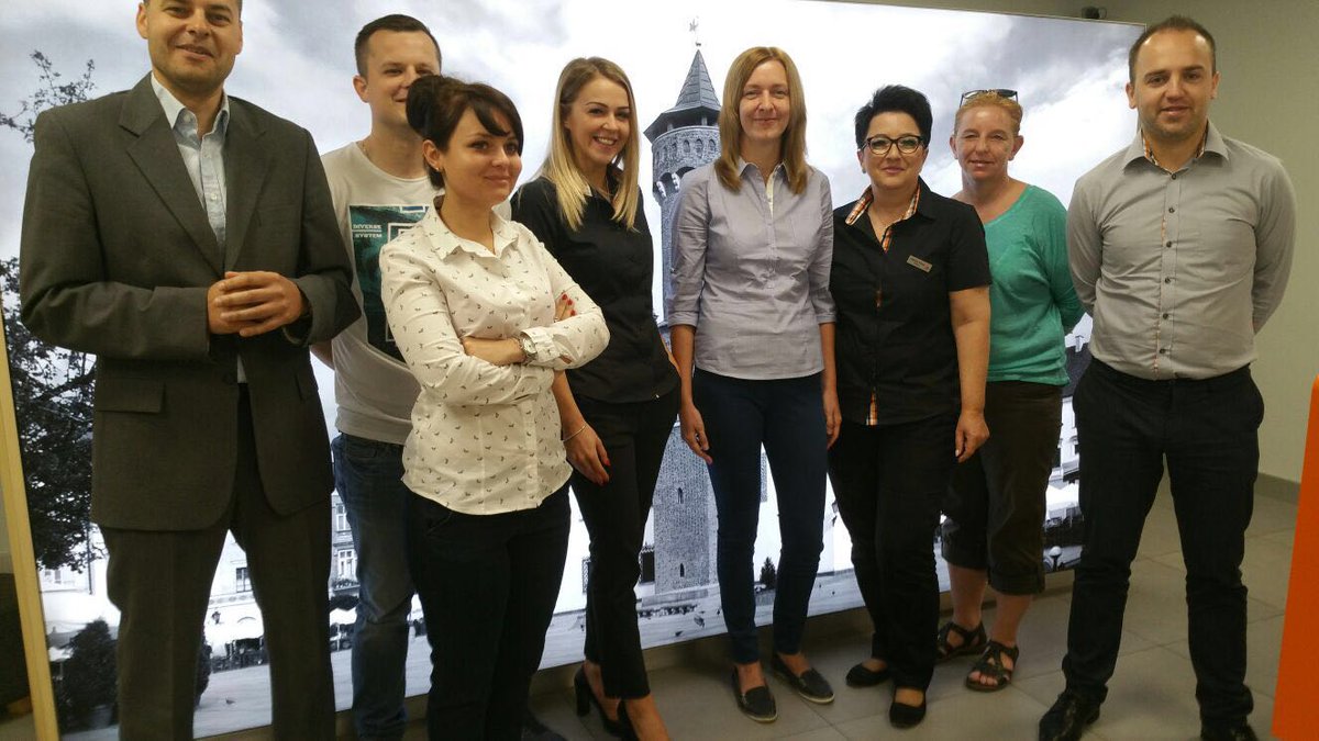 BarbaraWilk7's tweet photo. #DystryktTarnow #GeminiParkTarnow; znamy już grono Bestsellerów. W edycji jesień 3 Głównych Specjalistów, łącznie już 4! Jesteśmy Najlepsi! https://t.co/qon6aHVXIT