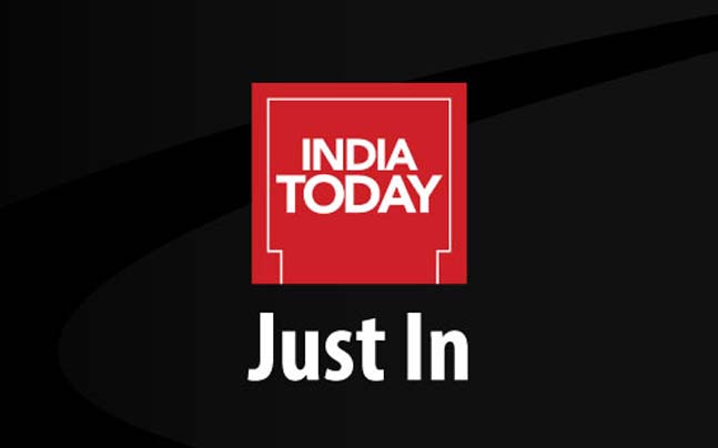 IndiaToday's tweet photo. Banks to remain open for public on Saturday, Nov 12 and Sunday, Nov 13: RBI after Govt scraps Rs 500/1000 notes
https://t.co/Cq18N7HKf2 https://t.co/EjbIRIYprf