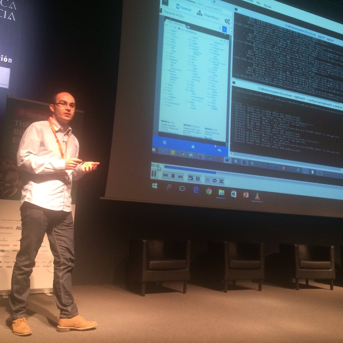 mmannise's tweet photo. Raúl Hernández de @idealista en  #VLCTesting16 buen ecosistema de herramientas para atender la calidad. Demo https://t.co/Ol6RomaOEb