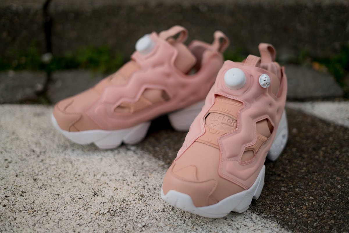 reebok pump rose