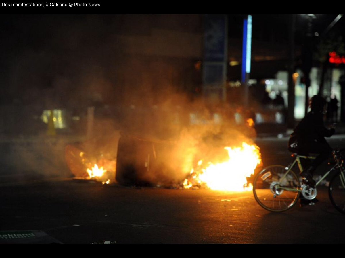 Oakland leftists riot after Trump victory