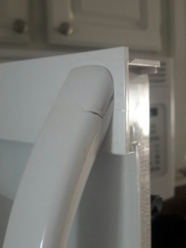 Crack in Microwave Door? Safe to use it still? r/Cooking