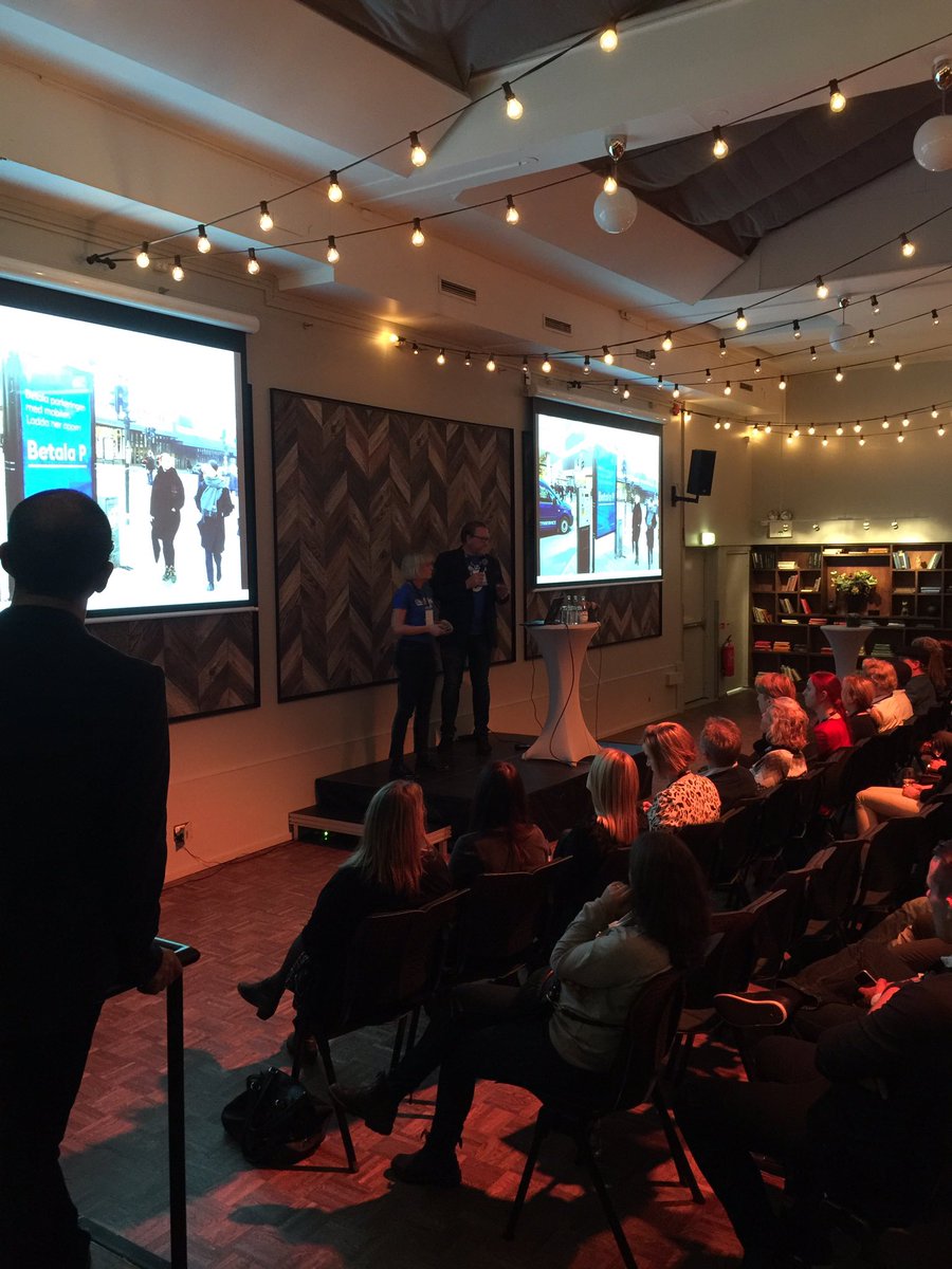 Modigt av Henrik och Elin <a href="/DIBS_Sverige/">DIBS</a> att spontant ta på sig "Müllerhatten" när <a href="/patrikmuller/">Patrik Müller</a> sitter fast i snökaoset. ☃️👍🏻 #ehandel