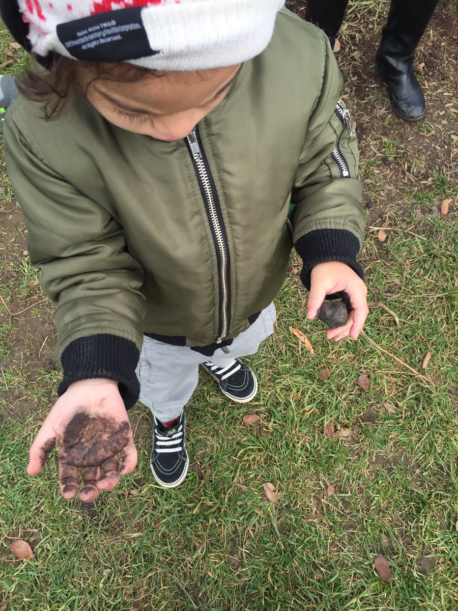 StJamesFDK_104's tweet photo. Making mud balls. https://t.co/2KOeP0wPZ7