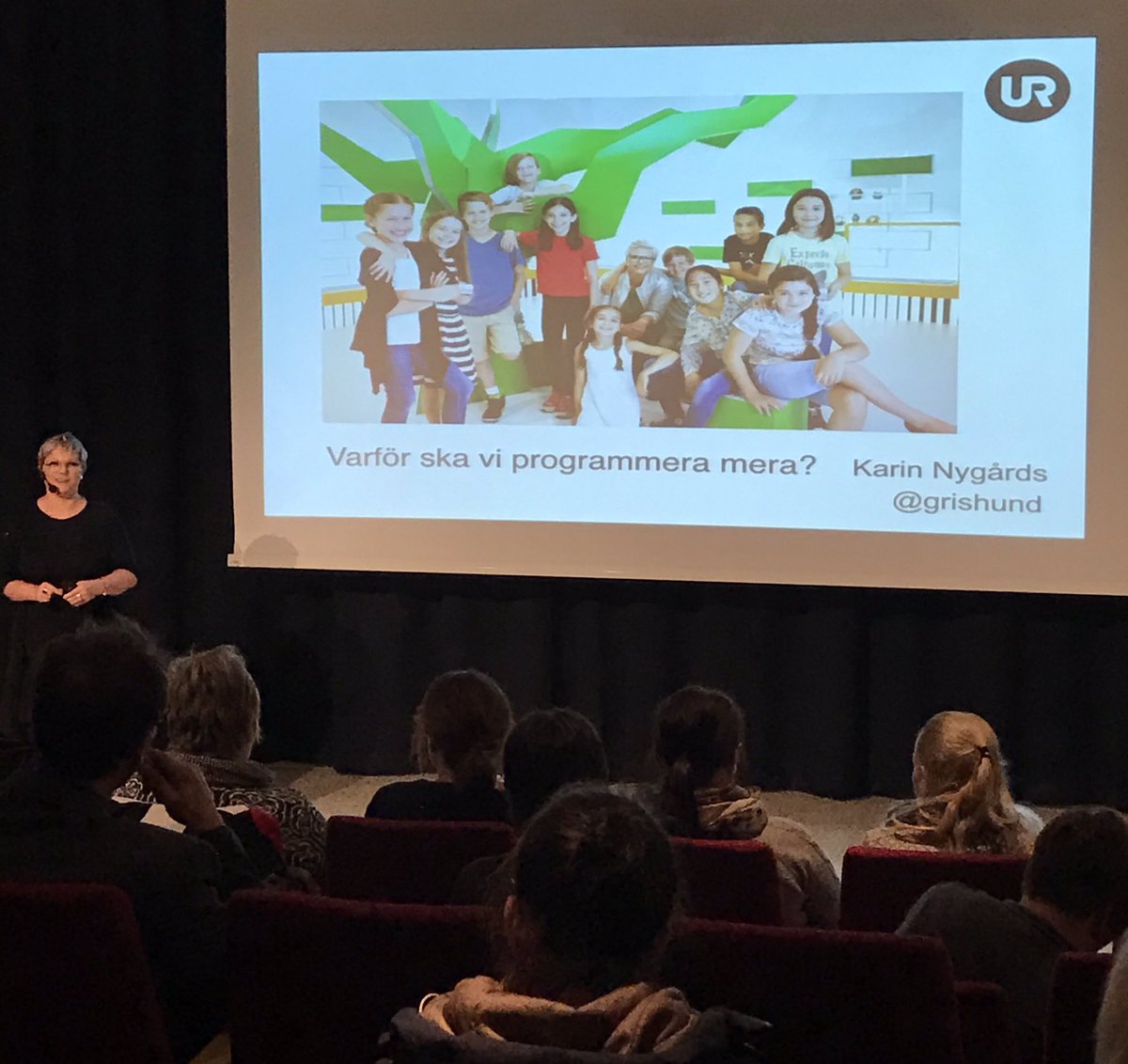 Empaaan's tweet image. Lyssnat till Fatima från UR pedagogerna och Karin Nygårds ikväll! Grymt inspirerande 👌 #programmeramera #skellefteåkommun #utveckling #skola