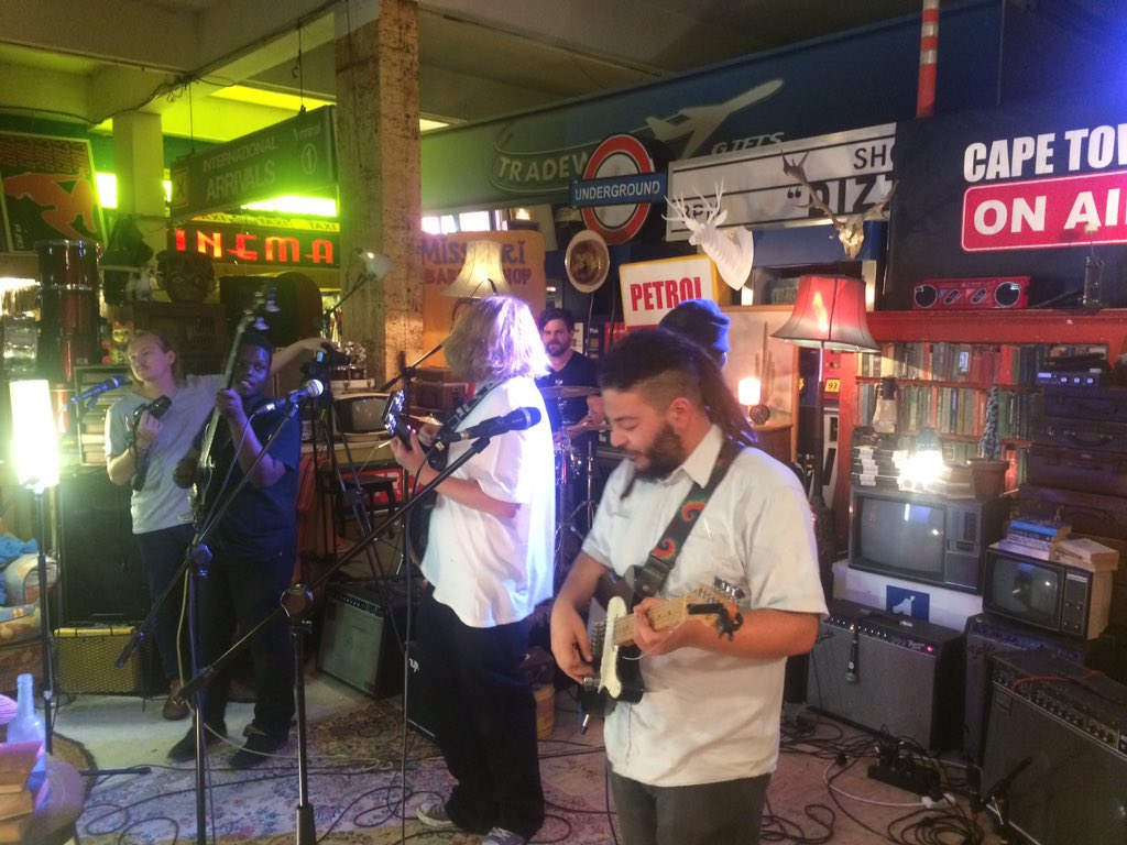 We have the <a href="/RunawayNuns/">Runaway Nuns</a> with us for our second #BombSession! Very cool #band