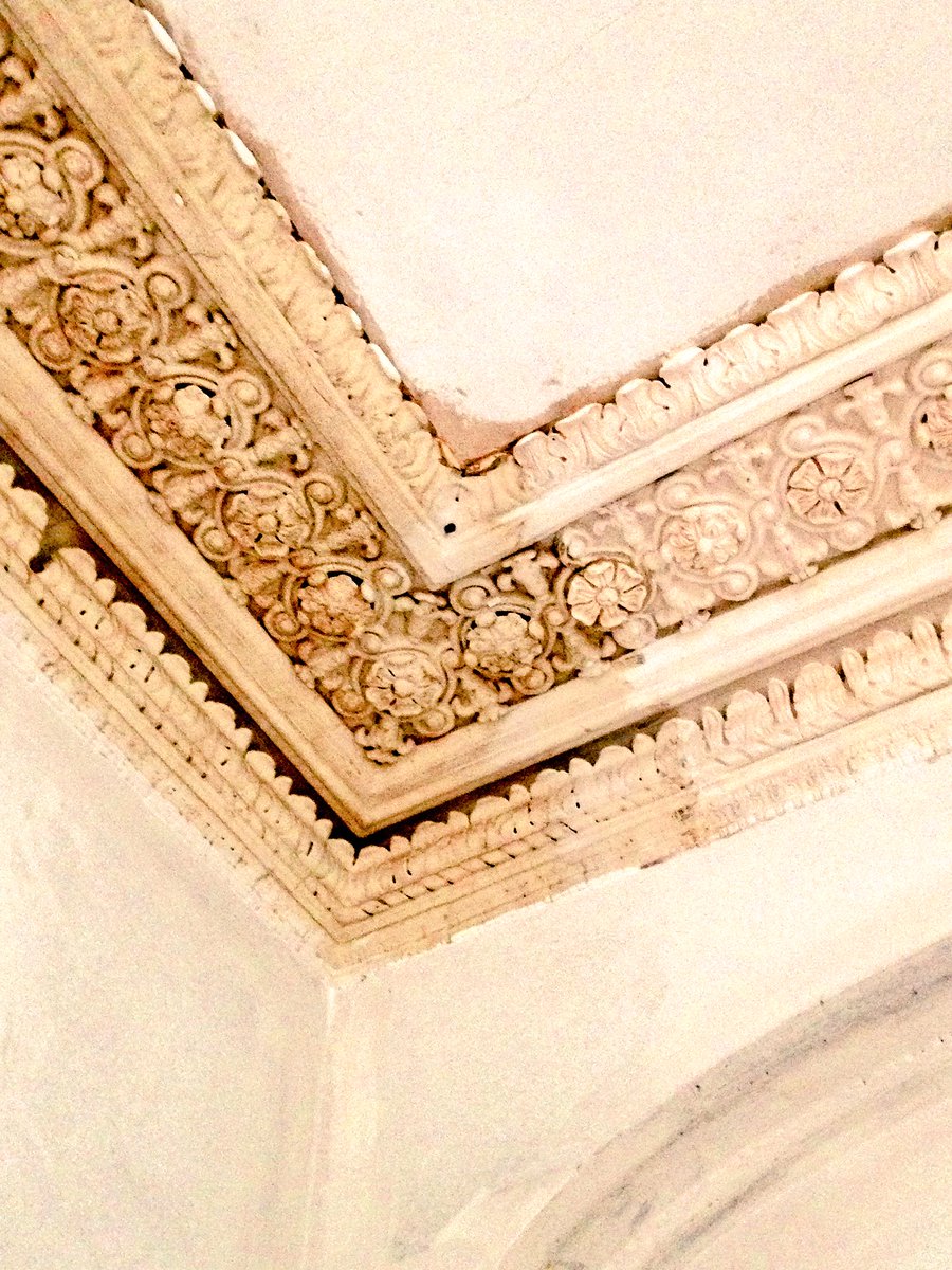 Lightwoodshouse's tweet image. Cornice in #communityroom dark is original, light replica #lightwoodspark #lightwoods house #restoration #bearwood #brum #sandwell