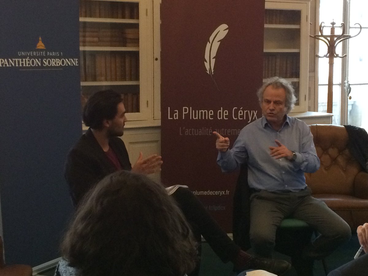 SorbonneParis1's tweet photo. #FOG discute avec des étudiants de @SorbonneParis1 des résultats des élections américaines
#ElectionsUSA #TrumpPresident #LPDCx https://t.co/M9Bn1mAeqT