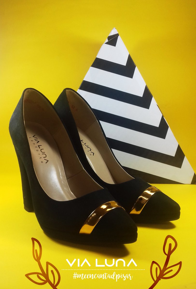 DpisarEC's tweet photo. Para las noches especiales nada mejor que combinar mi outfit con estos lindos #vialuna 
Precio $47.70 dólares. 
#meencantadpisar https://t.co/BndqGo30fK