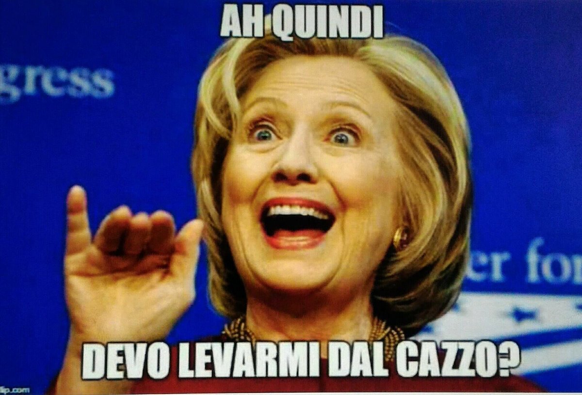 GiufuDe's tweet photo. #hillarygohome 😂😂😂 https://t.co/ZYjURJ529r