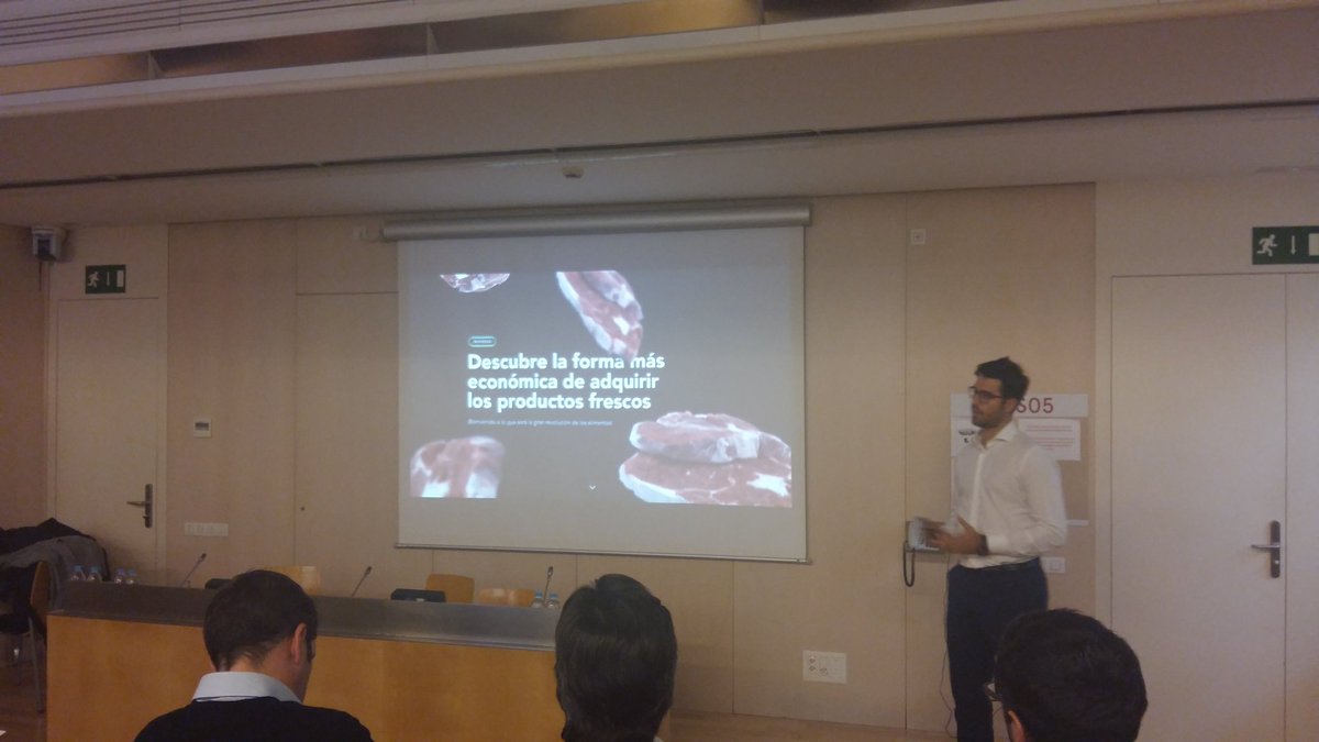 silviabueso's tweet photo. @Satisfood, aplicación móvil para dar salida a productos de supermercado cercanos a su fecha de caducidad. #ElevatorPitch @EMPRENUPF https://t.co/1RJRpogEeD
