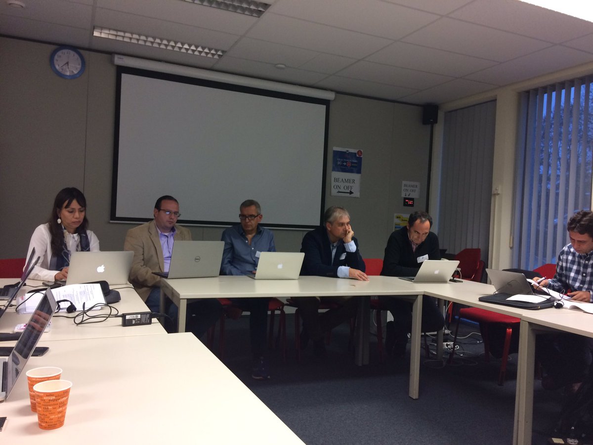 EUBR_cloudforum's tweet image. Challenges on #cloudfederation towards 2025: linkages with cloud networks &amp;amp; #IoT - panel session now @EUBR_cloudforum workshop