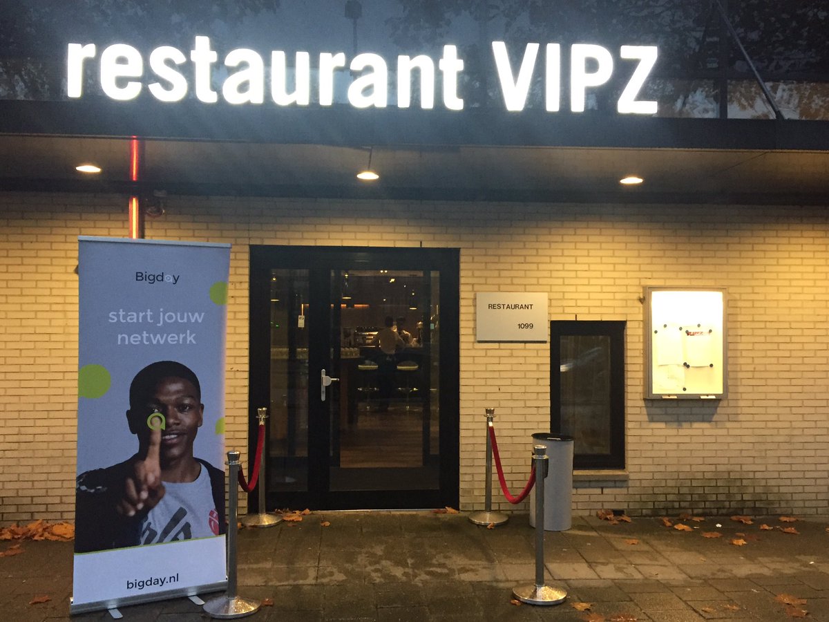 Afsluiting op een van de 9 Bigdaypoints. Op naar laatste onderdeel: de Bigday MKB Rotterdam Netwerk borrel met de studenten! #BigdayR'dam