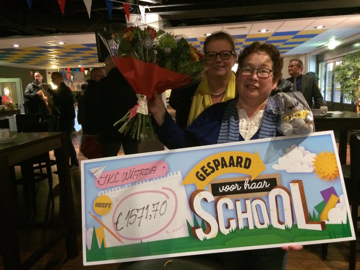 Hallo Jumbo <a href="/JumboSupermarkt/">Jumbo Supermarkten</a> <a href="/ouders/">ouders</a> @Wiardaskoalle ontzettend bedankt voor de actie en de inzet! Mooi begin van nieuw schoolplein