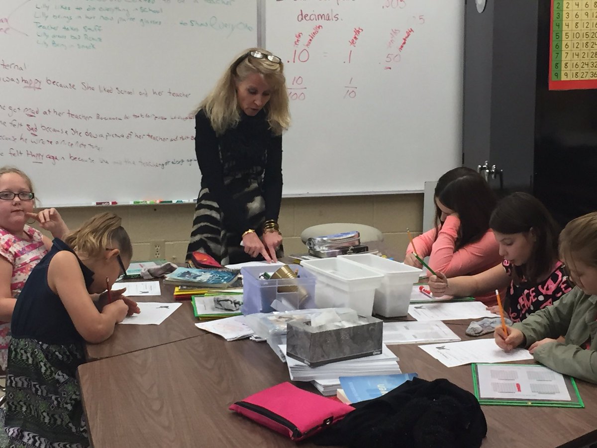 MrBrianMeister's tweet photo. RTI Math time in 5th grade. 5 groups w/ 5 different access points to learning and applying fraction skills. #BBees #differentiationatwork https://t.co/1XqsUgM7x4