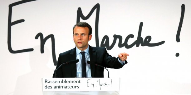 LaTribune's tweet photo. Macron dévoile ses premières mesures >> https://t.co/fSW19C6VQ5 #Presidentielle2017 https://t.co/P739olvISJ